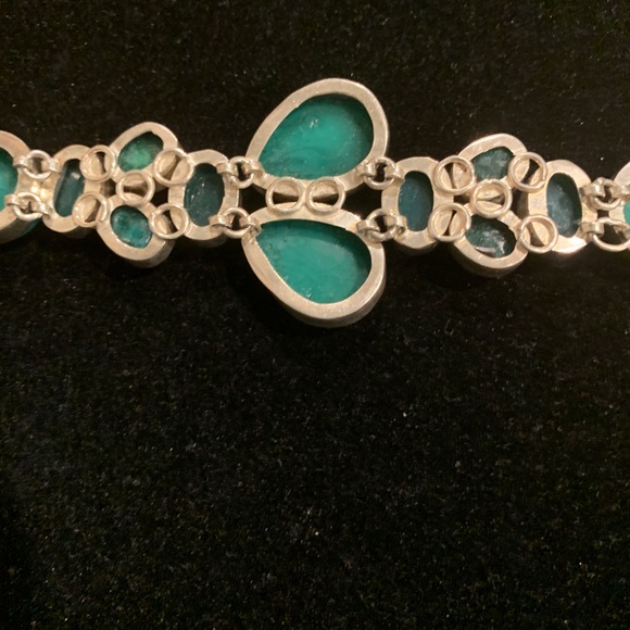Macklowe Gallery | Oscar Heyman Emerald and Diamond Bracelet  AWESOME SAMOTA MINES EMERALD BRACELET-Carved faces